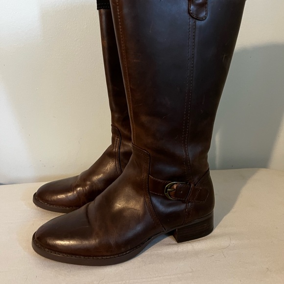 Ariat “York” Two Tone Equestrian Style Boot - Picture 2 of 4